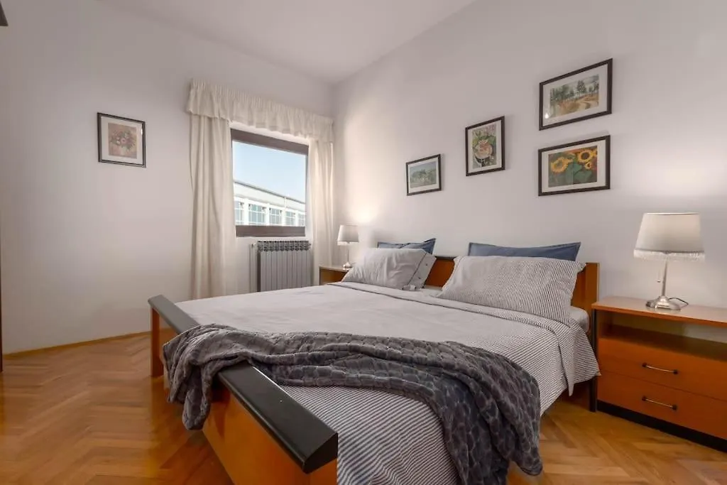 Cosy Apartment Greta Kaštelir